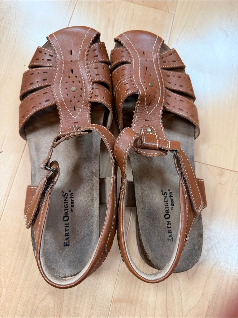 Earth Origins Tan Brown Leather Cutout Slingback Sandals